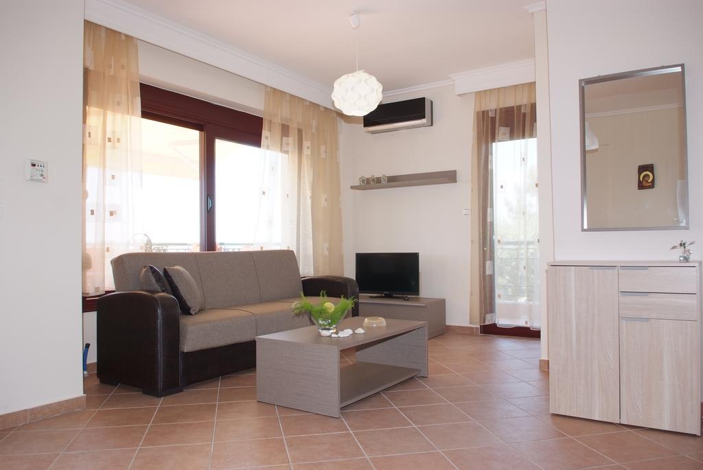 Sofia Luxury Maisonettes Nikiti  Habitación foto